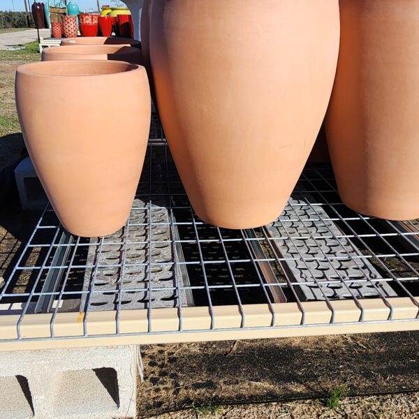 Bowed Smooth Planter